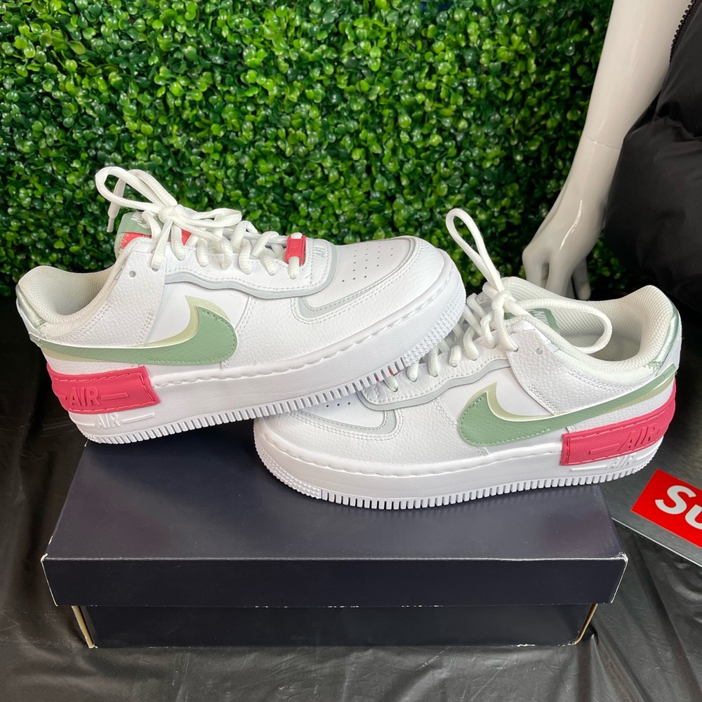 NIKE AiR FORCE 1 (SHADOW) (Sz 7.5w)